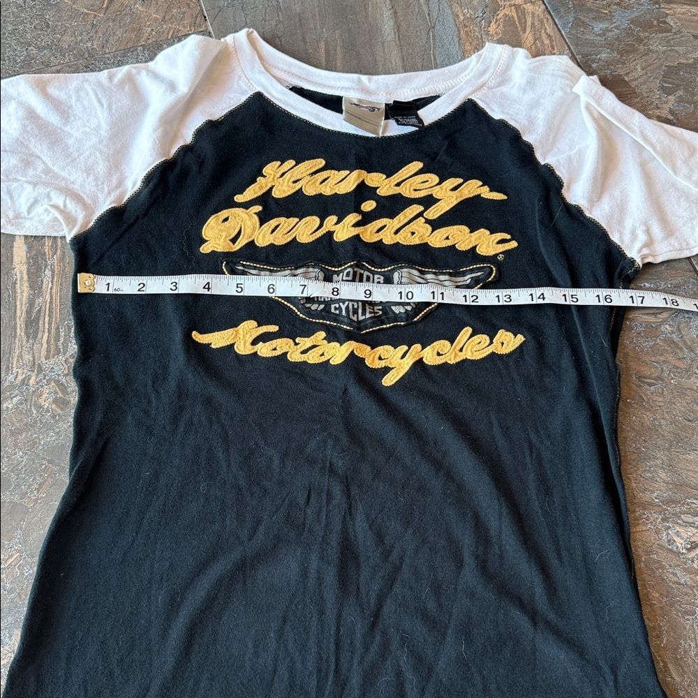 Harley-Davidson Black & White Raglan Tee with Yellow Script size L - Picture 5 of 9